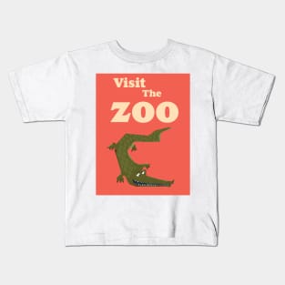 visit the zoo alligator Kids T-Shirt